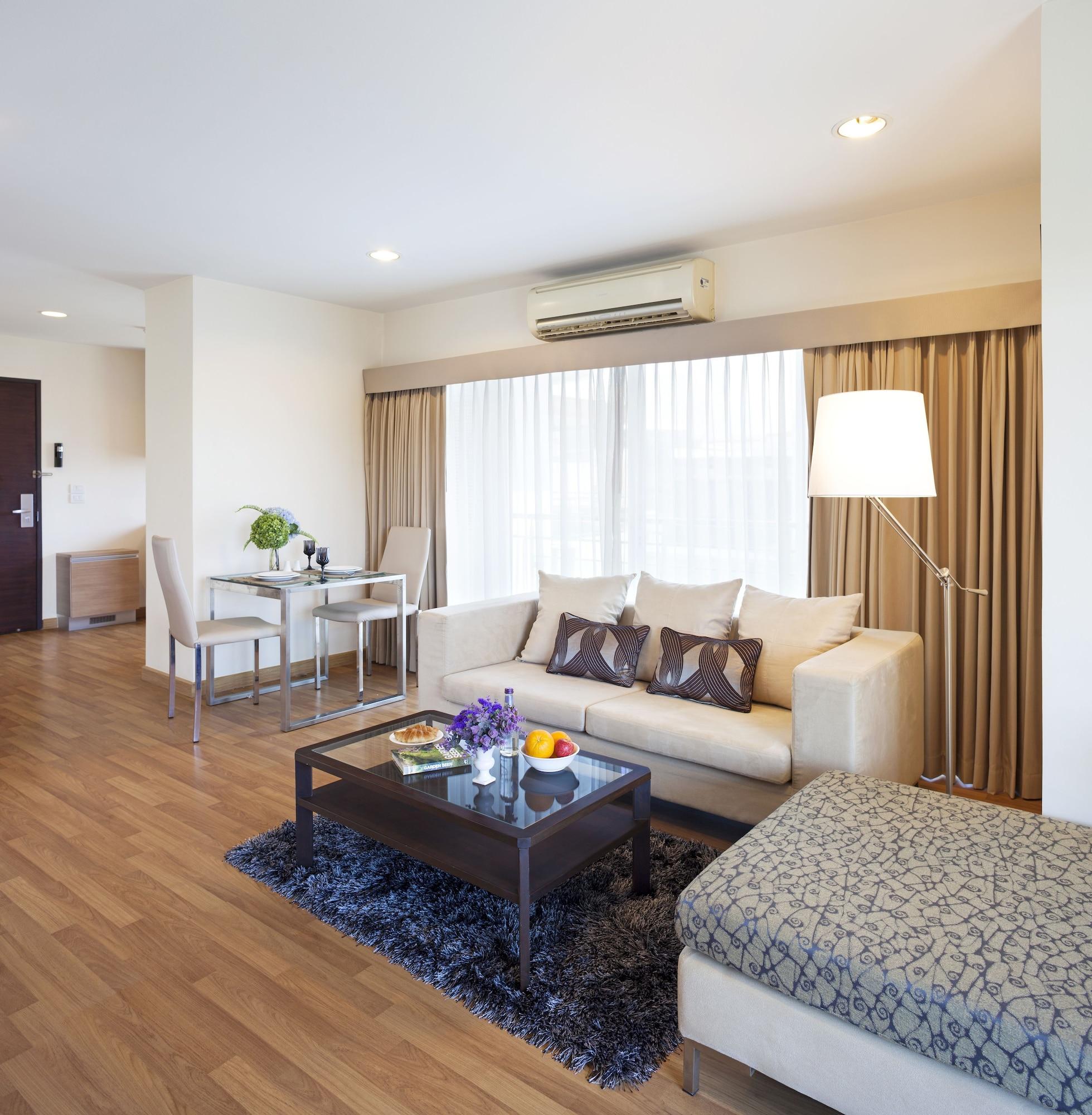 Viva Garden Serviced Residence Бангкок Екстер'єр фото