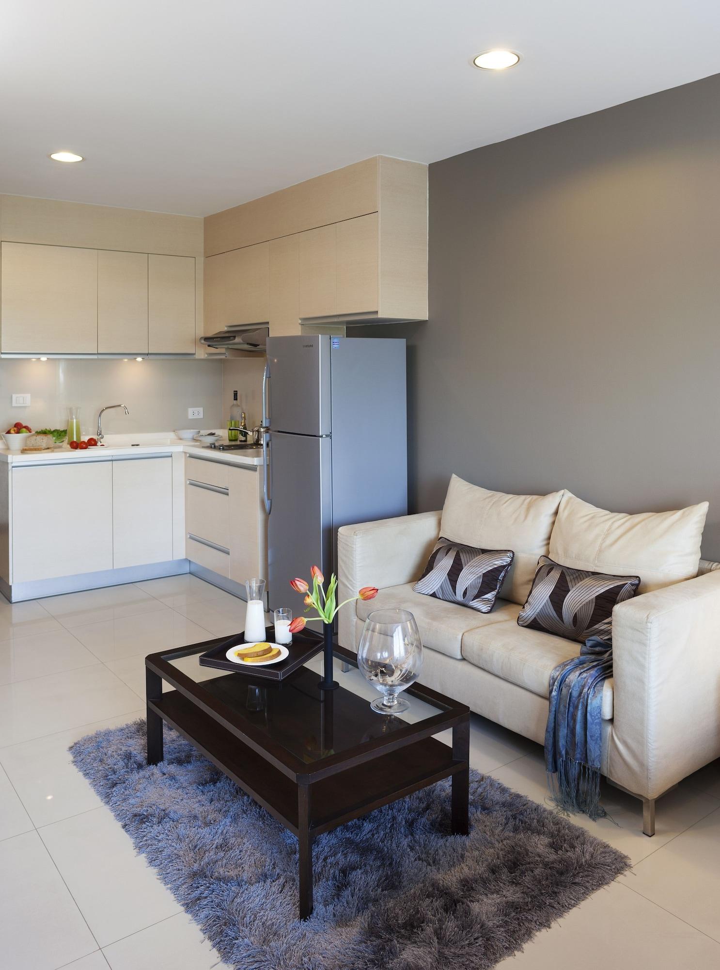 Viva Garden Serviced Residence Бангкок Екстер'єр фото