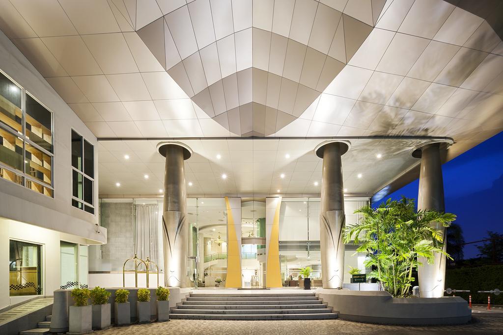 Viva Garden Serviced Residence Бангкок Екстер'єр фото